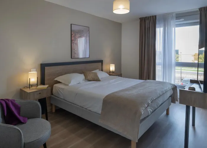 Appart hôtel Domitys La Capeline